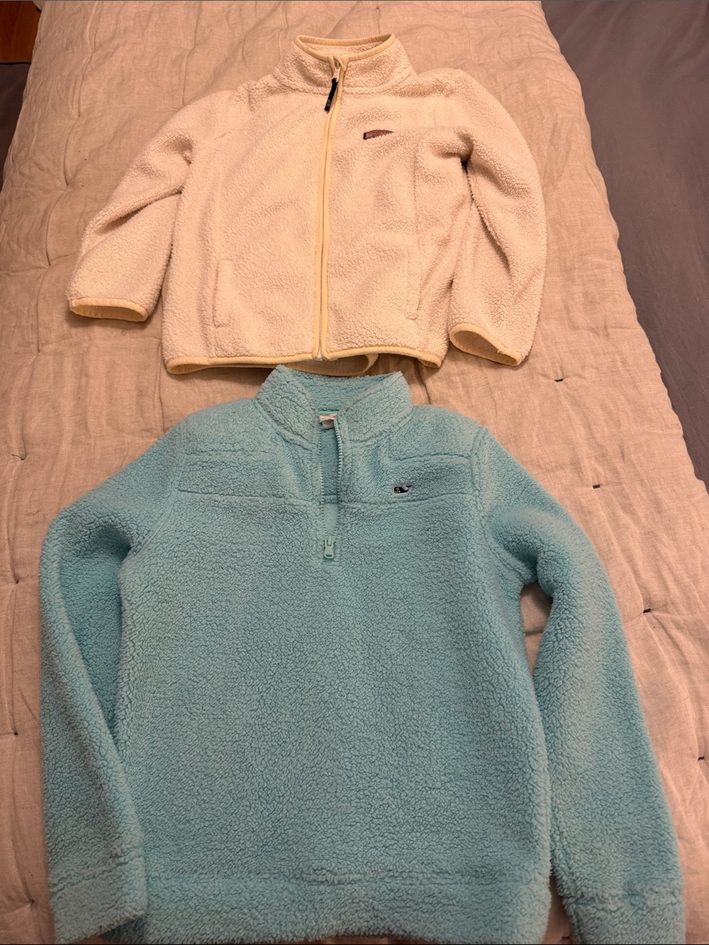 Vineyard vines pull over and jacket